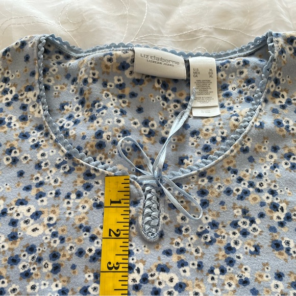 Liz Claiborne XL Light Blue Long Sleeve Floral Print Top - Picture 9 of 12